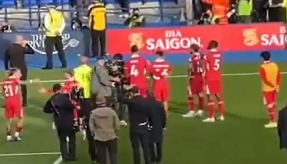 What Van Dijk did to Trent post-match shows how Liverpool players feel about Reds’ no.66 – Sallahsport