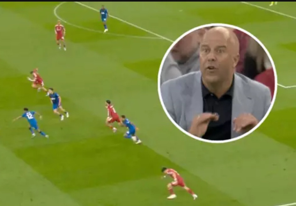 Liverpool fans agree with Jamie Carragher assessment on disappointing player vs Bournemouth